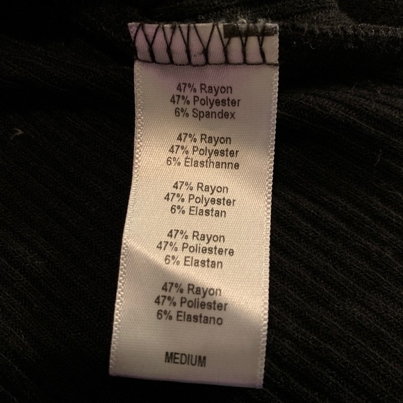 Black keyhole long sleeve top - Picture 5 of 5